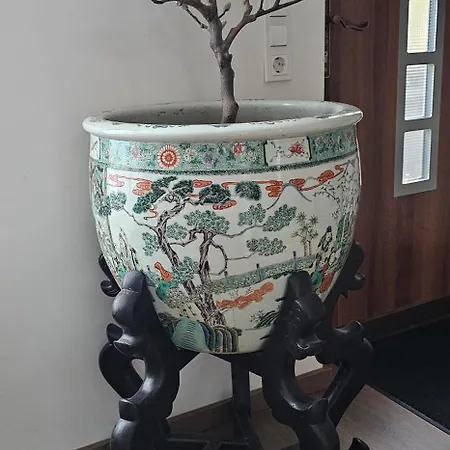 Stylishe Unterkuenfte Naehe Zentrum Von *