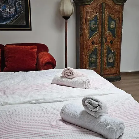 Stylishe Unterkuenfte Naehe Zentrum Von Lägenhet