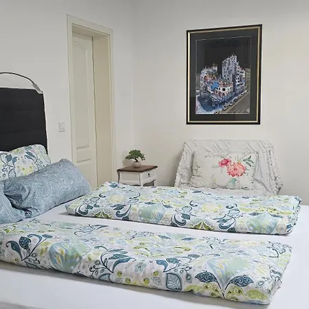 Stylishe Unterkuenfte Naehe Zentrum Von Lägenhet