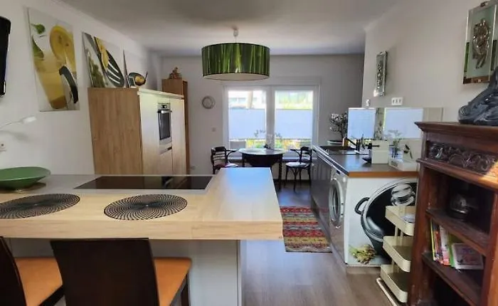 דירה Stylishe Unterkuenfte Naehe Zentrum Von